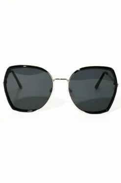 Fashion Nova Sensitive Contemplation Sunglasses - Black -Fashion Nova Sales 01 03 23Studio7 TH 13 44 27 82 MP26437AP Black 2572 JB