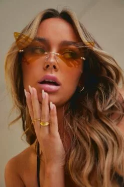 Fashion Nova Countless Energy Sunglasses - Yellow