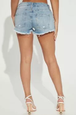 Fashion Nova Mandara Mid Rise Denim Shorts - Light Wash -Fashion Nova Sales 01 12 23Studio1 RT AJ 11 43 24 37 IH5314MH LightWash P 3293 JB