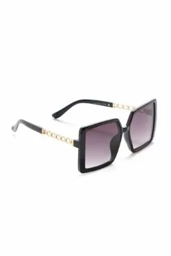 Fashion Nova Taking Selfies Square Sunglasses - Black -Fashion Nova Sales 01 13 22Studio4 ME MJ 08 16 23 7 BV27040C1 Black 1103 KL KL