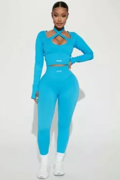 Fashion Nova Sales -Fashion Nova Sales 01 17 23Studio2 MS Renee 14 02 10 28 ZDNSK310007 Blue P 13947 ES