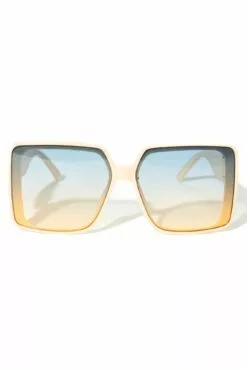 Fashion Nova Afternoon Walk Sunglasses - Nude -Fashion Nova Sales 01 20 23Studio7 KJ 10 32 09 36 MP21053AP Nude 1251 ES