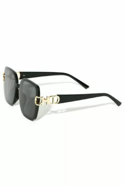 Fashion Nova New Girl In Town Sunglasses - Black -Fashion Nova Sales 01 31 23Studio7 RT 09 32 09 7 LS22073 Black 0015 ES