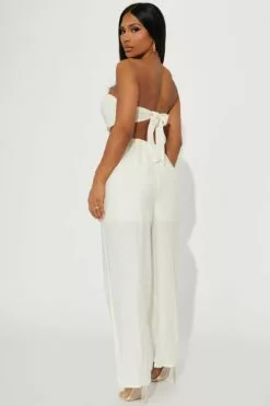 Fashion Nova Take Me To The Riviera Petite Jumpsuit - Cream -Fashion Nova Sales 02 01 23Studio6 KS CG 12 19 15 11 HF23C321 Cream 1267 JB