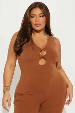Fashion Nova Jasmine Mineral Wash Jumpsuit - Brown 12 Fashion Nova Jasmine Mineral Wash Jumpsuit - Brown -Fashion Nova Sales 02 02 23Studio4 ID AC 14 47 50 56 EJ2482N Brown 6985 PLUS JB