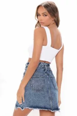 Fashion Nova Hailey Crop Tank - White -Fashion Nova Sales 02 09 22Studio4 ME KP 12 18 43 47 73558 White P 0485 WG