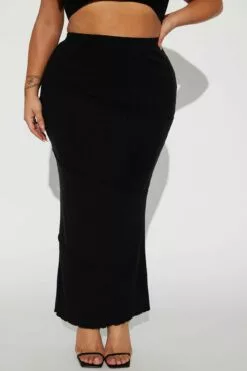Fashion Nova Flirt Alert Ribbed Maxi Skirt - Black -Fashion Nova Sales 02 13 23Studio4 KP AC 14 06 59 39 70837J Black 14863 PLUS ES
