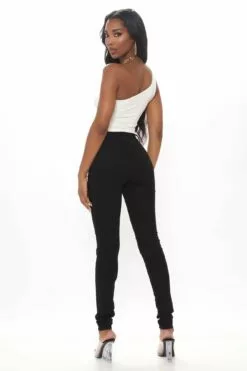 Fashion Nova Tall Tris Skinny Jeans - Black -Fashion Nova Sales 02 17 21Studio3 SN SA VJ 13 49 55 33 BOU6T Black 77956 WG
