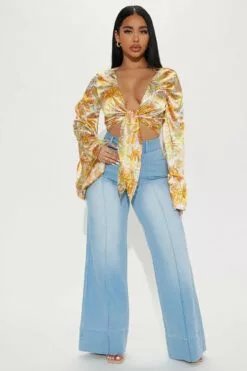 Fashion Nova Golden Hour Pintuck High Rise Wide Leg Jeans - Light Blue Wash