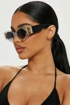 Fashion Nova Stunting Always Cat Eye Sunglasses - Clear -Fashion Nova Sales 02 22 23Studio7 ID AC 10 58 28 45 DR5717 Clear 6512 JB JB