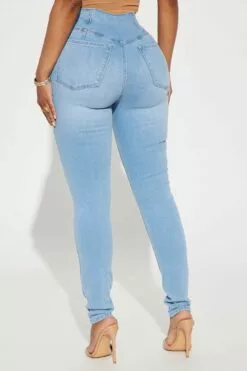 Fashion Nova So Snatched Curvy Stretch Skinny Jean - Light Wash -Fashion Nova Sales 03 06 23Studio2 ID RL 14 46 02 15 PT41803K Nude 3593 MP