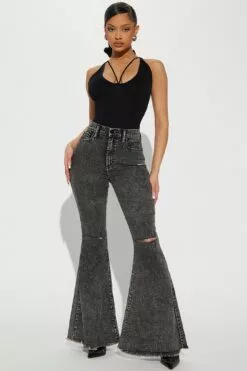 Fashion Nova Hilary Hyper Stretch Flare Jeans - Acid Wash Black