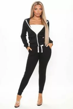 Fashion Nova Relaxed Vibe Zip Up Jacket - Black 14 Fashion Nova Relaxed Vibe Zip Up Jacket - Black -Fashion Nova Sales 03 15 21Studio4 SN KW 10 09 06 4 J415 Black P 52950 JK