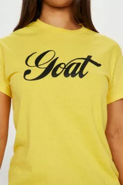 Fashion Nova She's The Goat Tee - Yellow 9 Fashion Nova She's The Goat Tee - Yellow -Fashion Nova Sales 03 20 23Studio1 TH MR 13 51 05 48 MGAC0603 Yellow 18101 JB