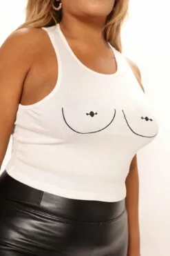 Fashion Nova Ditch Your Bra Tank Top - White -Fashion Nova Sales 04 15 22Studio1 KJ DJ 11 26 01 28 T4190 White 0841 PLUS PB