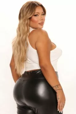 Fashion Nova Ditch Your Bra Tank Top - White -Fashion Nova Sales 04 15 22Studio1 KJ DJ 11 26 25 28 T4190 White 0844 PLUS PB