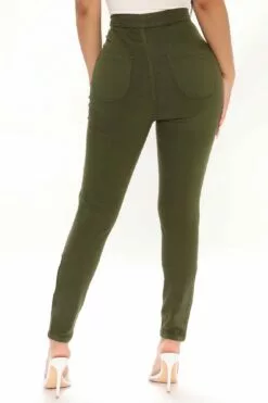 Fashion Nova Petite Super High Waist Denim Skinnies - Olive 11 Fashion Nova Petite Super High Waist Denim Skinnies - Olive -Fashion Nova Sales 04 29 22Studio1 MS 13 54 59 47 1166P Olive 1865 WG