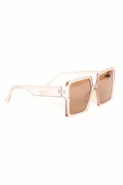 Fashion Nova Bring Me Sunshine Sunglasses - Brown 9 Fashion Nova Bring Me Sunshine Sunglasses - Brown -Fashion Nova Sales 06 04 21Studio3 RT TB 09 07 27 16 P87349AP Brown 2526 KL
