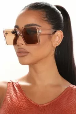 Fashion Nova Bring Me Sunshine Sunglasses - Brown