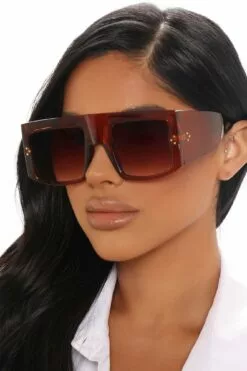 Fashion Nova Vacation Mode Sunglasses - Orange -Fashion Nova Sales 07 23 21Studio4 ME TB 10 24 56 21 P62515CP Orange 0836 JK