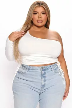 Fashion Nova Forever And Always One Shoulder Top - Off White -Fashion Nova Sales 08 02 22Studio5 MS AC 13 47 18 39 73201 OffWhite 5292 PLUS WG