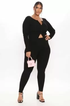 Fashion Nova Wrong Way Sweater Pant Set - Black 26 Fashion Nova Wrong Way Sweater Pant Set - Black -Fashion Nova Sales 08 03 20Studio2 MS DJ 13 47 29 64 22157 Black PLUS 10383 RA