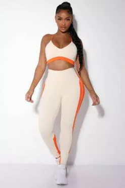 Fashion Nova Morph Hayashi Bra Top - Brazilian Sand -Fashion Nova Sales 08 05 22Studio6 ME KP 13 35 34 20 ZDNSCOMT6 Sand 0446 JB