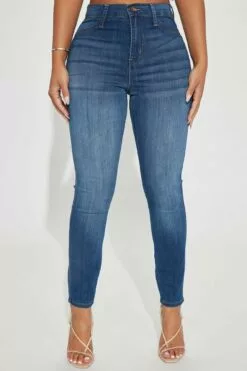 Fashion Nova Petite Emma Super Stretch High Rise Skinny Jean - Medium Wash -Fashion Nova Sales 08 29 22Studio1 MS RL 15 04 07 49 FN22805H18S MediumBlueWash 0996 KS