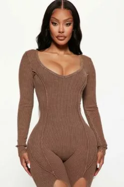 Fashion Nova Raegan Ribbed Jumpsuit - Brown -Fashion Nova Sales 08 30 22Studio3 ME RL 14 14 05 21 P2353JC44 Brown 0398 PB