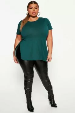 Fashion Nova Laid Back Tee - Hunter 14 Fashion Nova Laid Back Tee - Hunter -Fashion Nova Sales 09 07 22Studio5 RD DJ 15 15 33 36 69411XL Hunter 8004 PLUS ES