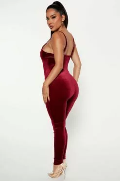 Fashion Nova Always This Velvet Jumpsuit - Burgundy 7 Fashion Nova Always This Velvet Jumpsuit - Burgundy -Fashion Nova Sales 09 14 22Studio4 ME KP 09 53 43 2 HP18515 Burgundy 14646 PB