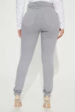 Fashion Nova Petite Canopy Jeans - Grey -Fashion Nova Sales 10 17 22Studio1 KS IM 15 02 00 69 P831P Grey R 2450 KS