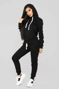 Fashion Nova Relaxed Vibe Solid Hoodie - Black -Fashion Nova Sales 11 05 18 Studio 2 13 32 23 JU040 Black0523 AJ JF