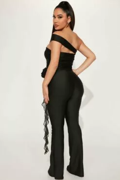 Fashion Nova Bed Of Roses Jumpsuit - Black -Fashion Nova Sales 11 09 22Studio3 ME RL 14 31 24 52 JP2627 Black 7244 EH
