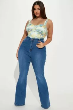 Fashion Nova Happy Hour Stretch Flare Jeans - Medium Wash -Fashion Nova Sales 11 14 22Studio1 KJ RL 09 34 20 2 BOE35W MediumWash 0185 PLUS JB
