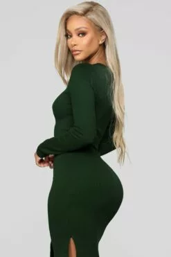 Fashion Nova Show Some Sass Sweater Dress - Hunter Green 16 Fashion Nova Show Some Sass Sweater Dress - Hunter Green -Fashion Nova Sales 11 20 18 Studio 2 11 16 38 RD33874L Hunter CC 14834 CC AG