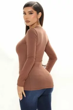Fashion Nova Julia Long Sleeve Top - Chocolate 9 Fashion Nova Julia Long Sleeve Top - Chocolate -Fashion Nova Sales 11 23 21Studio2 ME TB 10 47 26 34 LKT2005L Chocolate P 3844 MH