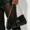 Fashion Nova Hung Up On You Handbag - Black 2 Fashion Nova Hung Up On You Handbag - Black -Fashion Nova Sales 11 01 22Studio2 ME RL 14 31 36 31 33319 Black 789 ES