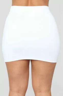 Fashion Nova Melanie Mini Skirt - White 21 Fashion Nova Melanie Mini Skirt - White -Fashion Nova Sales 12 07 18 Studio 2 OD 10 12 38 S10442QQCJ White0594 AG