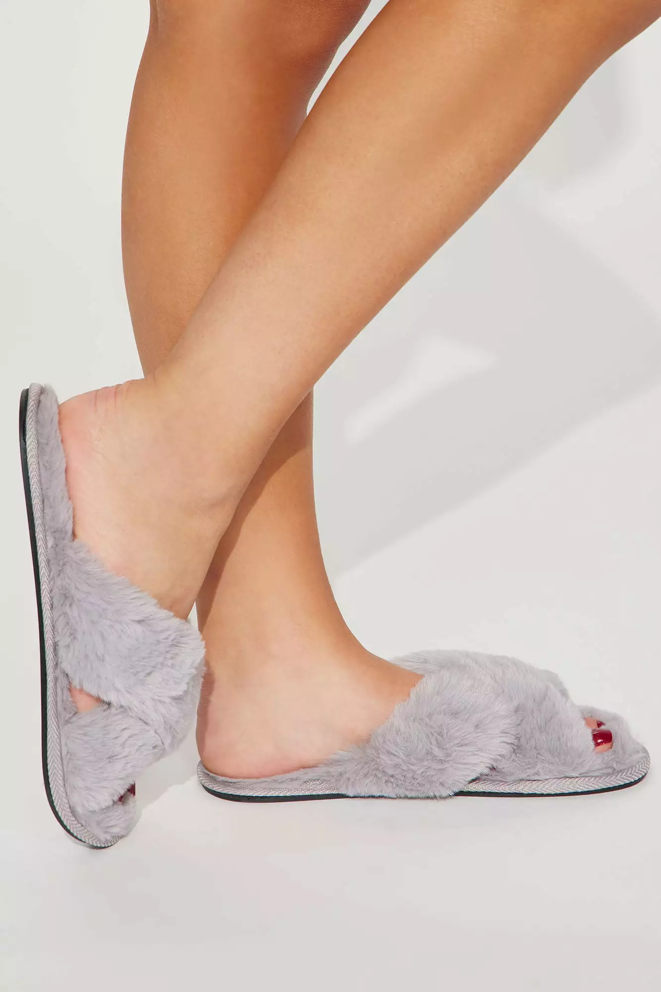 Fashion Nova Cuddling Up Slippers - Grey 4 Fashion Nova Cuddling Up Slippers - Grey - Image 2