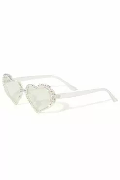 Fashion Nova Your Favorite Valentine Sunglasses - Clear -Fashion Nova Sales 12 19 22Studio7 TH CG 08 38 02 11 RS21395AP Clear 1858 ES
